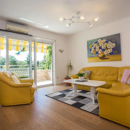 Apartment Tereza *